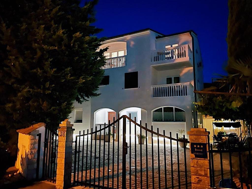 Apartmani Marin Μεντουλίν Εξωτερικό φωτογραφία